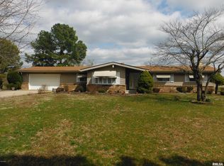 735 Texas Eastern Rd, Buncombe, IL 62912