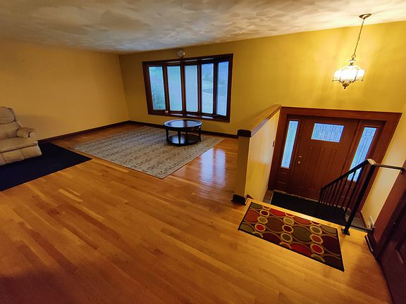 4th image of 1413 Carnegie Dr