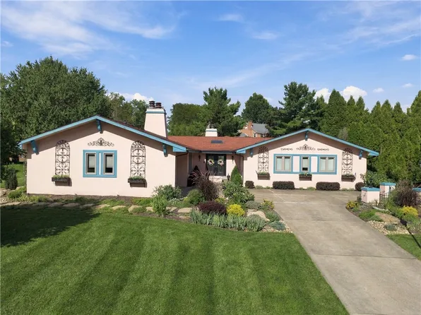 1803 S Villa Dr, Gibsonia, PA 15044