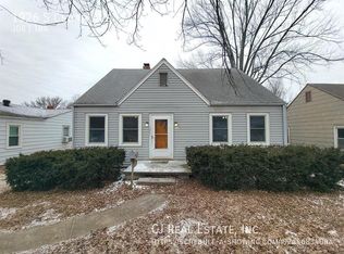 1926 S Cedar Ave, Independence, MO 64052
