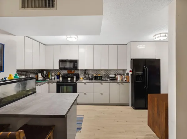 5486 COURTYARD Drive #5486, Margate, FL 33063