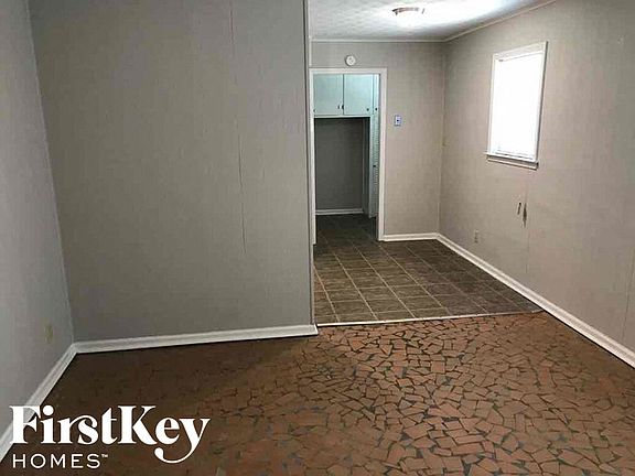 5th image of 5501 Lyford Ave