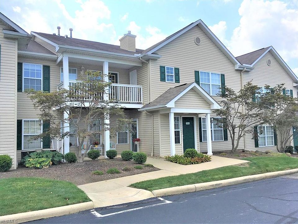 1st image of 29804 Lenox Dr Suite 312