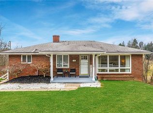 18 John Dr, Burgettstown, PA 15021