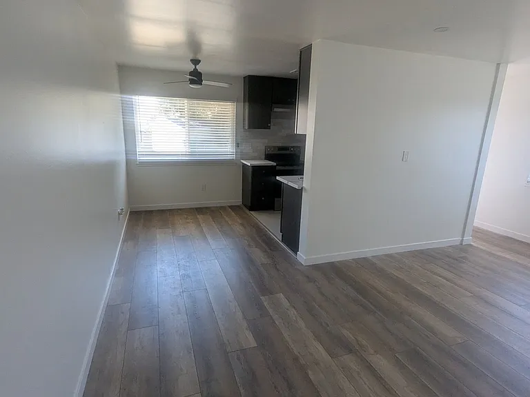 1911 Reedy Ave — Photo 3