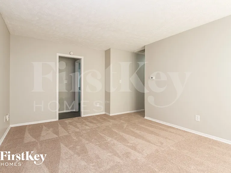 3243 Eastbrooke Ct — Photo 5