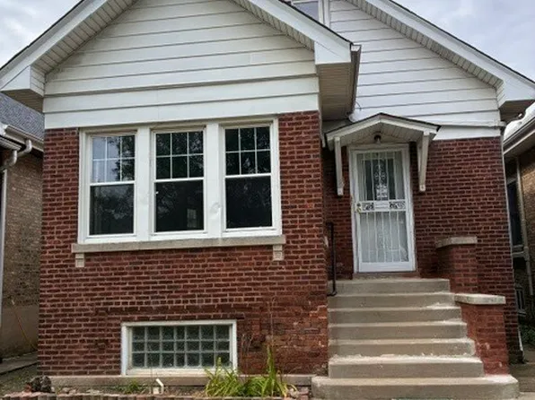 5041 W George St, Chicago, IL 60641