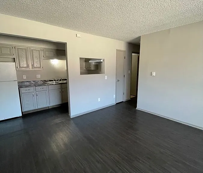 706 S 2nd Ave W #4 — Photo 1