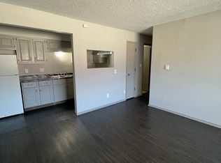 706 S 2nd Ave W APT 4, Newton, IA 50208