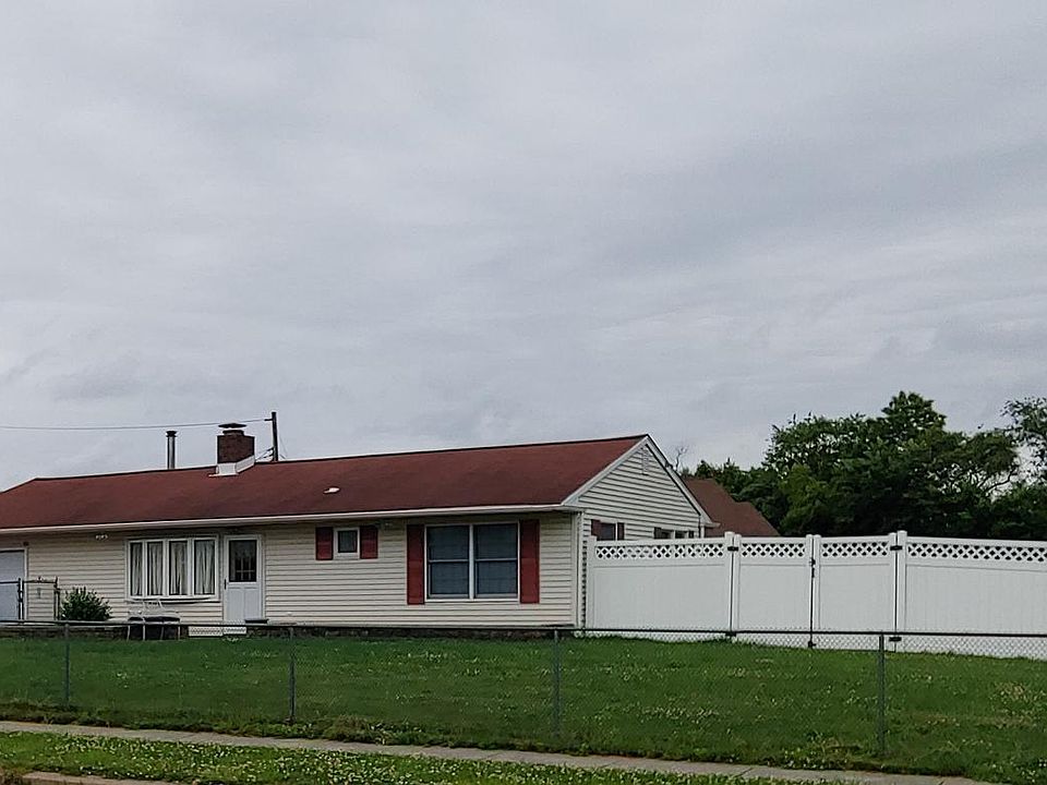 2 Locust Ln, Levittown, PA 19054 Zillow