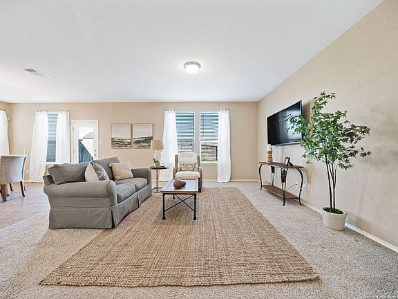 4th image of 2618 GREEN LEAF WAY