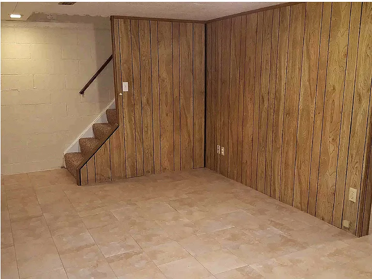 17343 Independence Ct — Photo 13