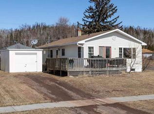 68 Edison Blvd, Silver Bay, MN 55614