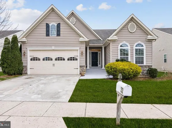 22 Josie Ln, Atco, NJ 08004