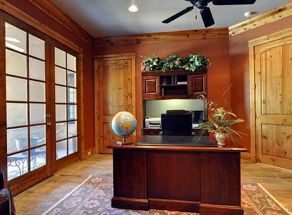 5th image of 3114 Kimberlee Ln