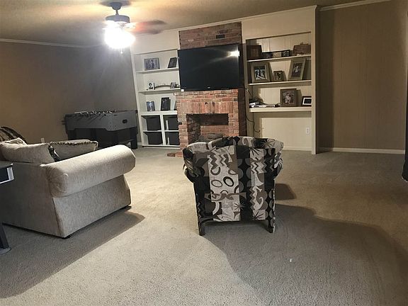 5th image of 1429 Evergreen Ave