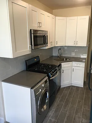 Rented by Oxford Property Group | media 34