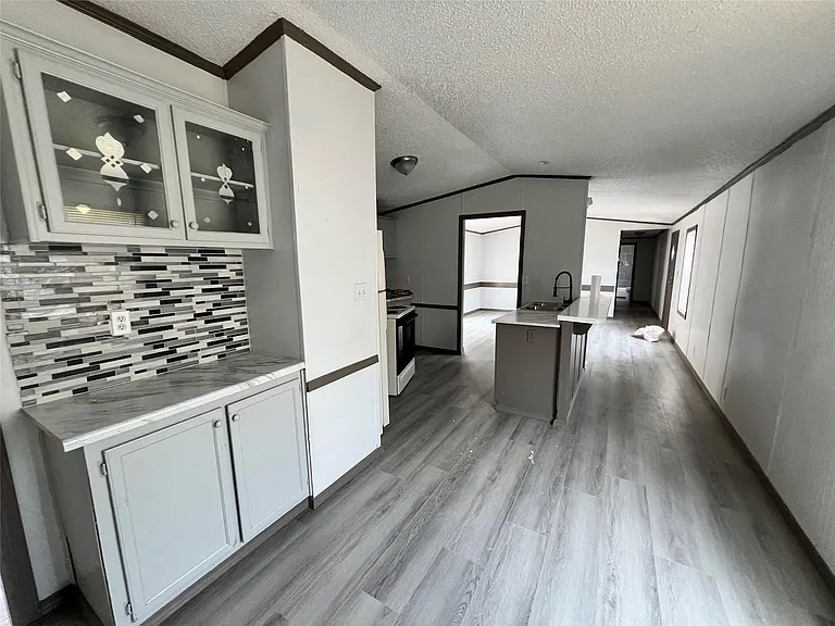 21426 Dunn — Photo 3