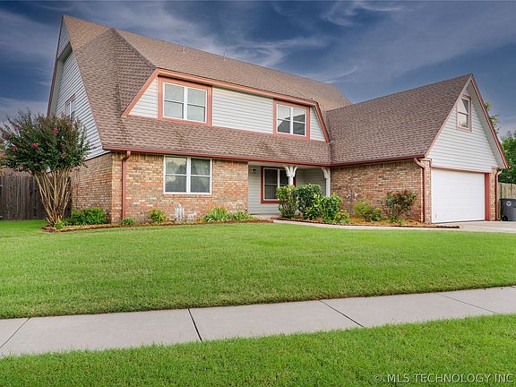 2nd image of 9604 E 25th Pl