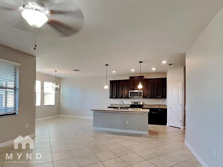 10159 Newminster Loop — Photo 4