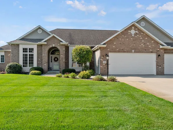 1898 E Legacy Ln, Winona Lake, IN 46590