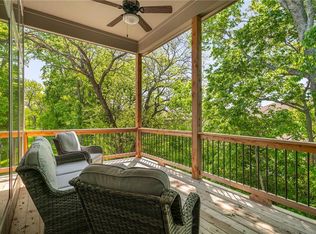 19633 W 116th Ct, Olathe, KS 66061
