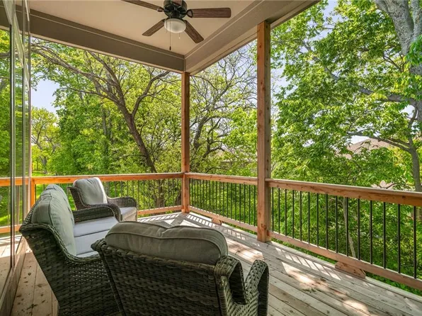 19633 W 116th Ct, Olathe, KS 66061