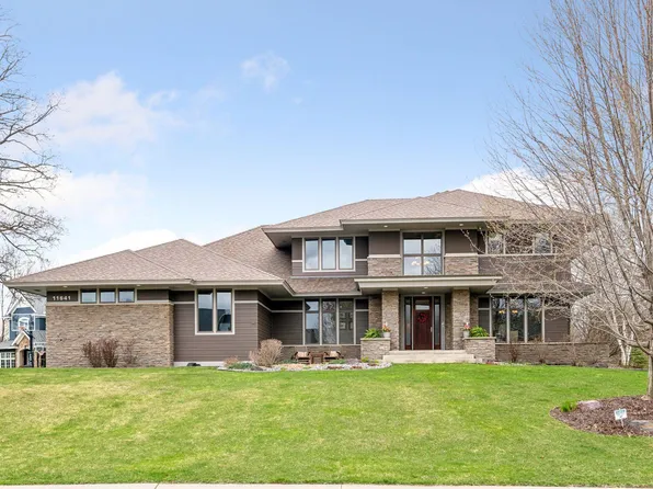 11641 Aileron Cir, Inver Grove Heights, MN 55077