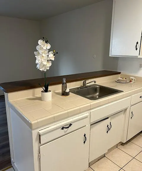 West Village Apartments — Photo 30