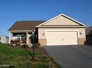309 Eisenhower Dr, Chambersburg, PA 17201
