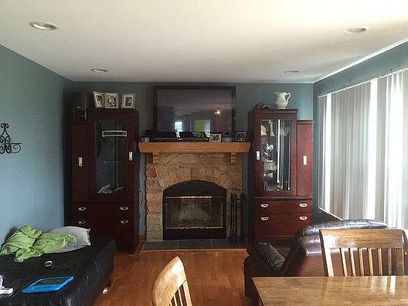 5th image of 419 Belmont Ln