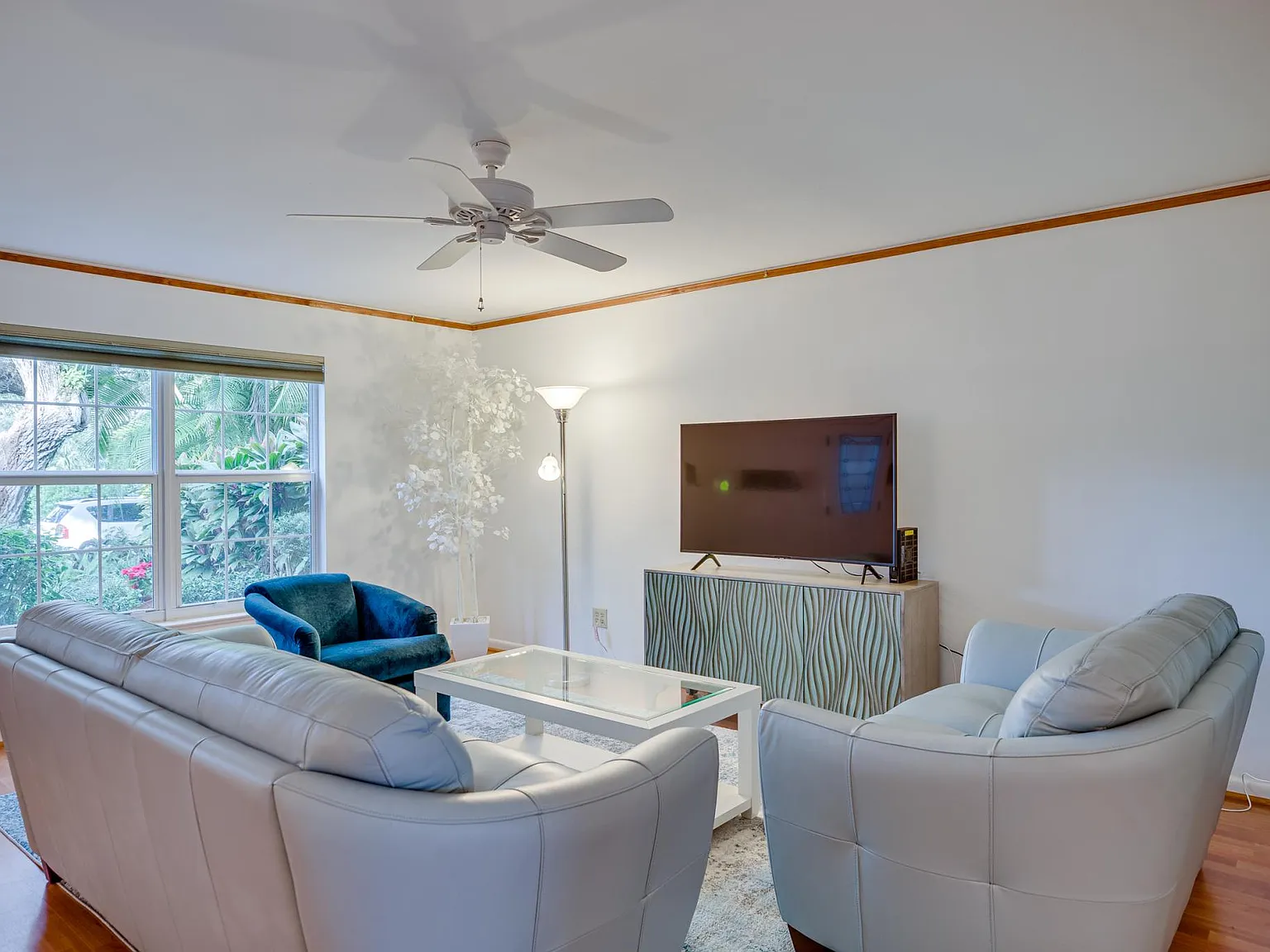 2722 Cardinal Dr — Photo 1