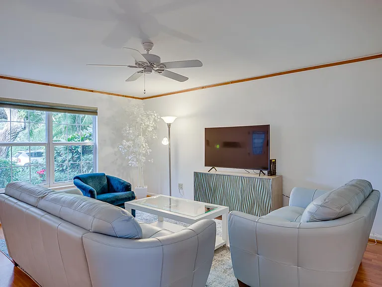 2722 Cardinal Dr — Photo 1