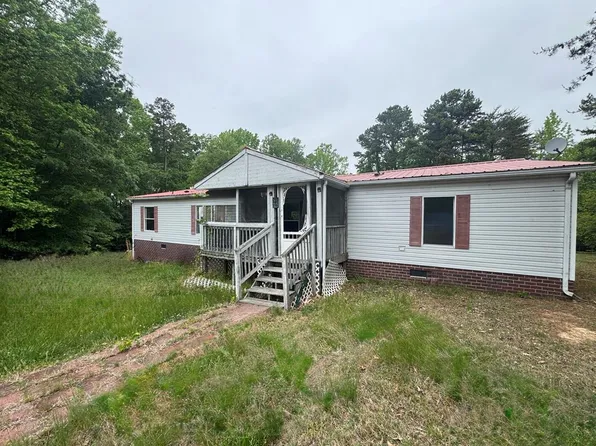 88 Garner Ln, Clarksville, VA 23927