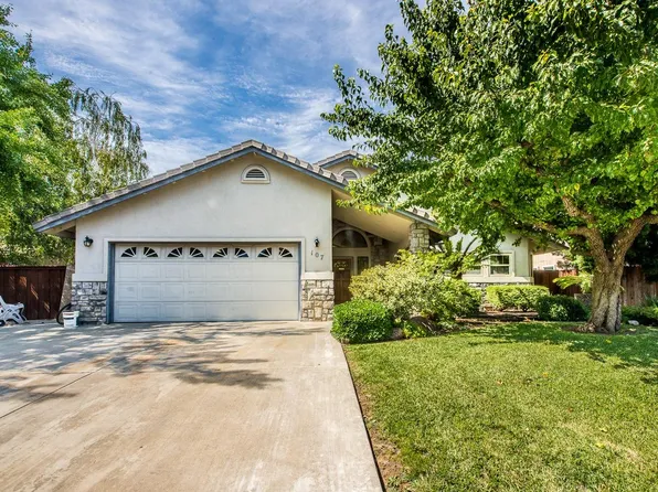 107 Orchard Ln, Winters, CA 95694