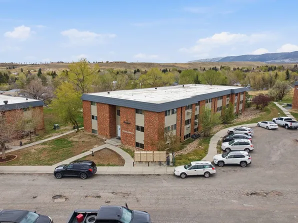 2401 Grandview Pl, Casper, WY 82604
