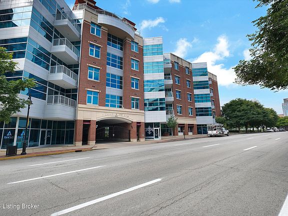 5th image of 324 E Main St Unit 404