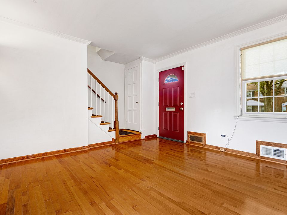 624 Faraday Pl NE - picture 2_07252023