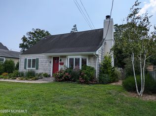 915 Lake Ave, Spring Lake, NJ 07762