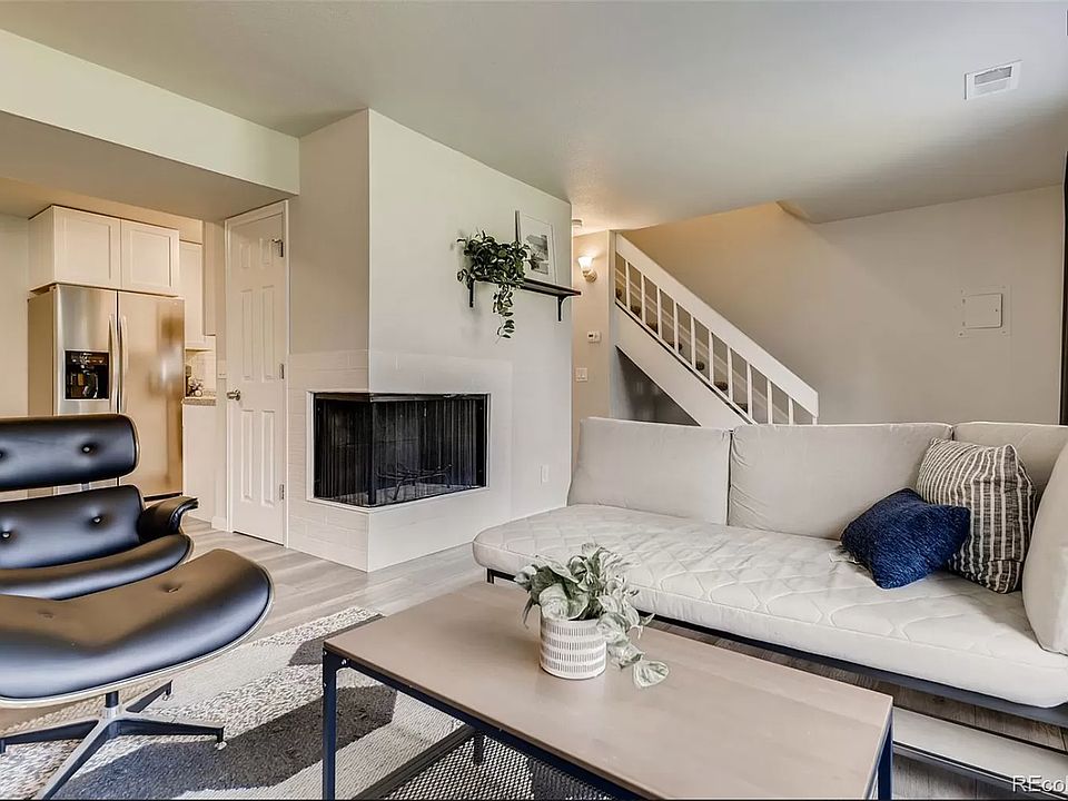 Living room, fire place, stairs