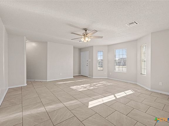 5th image of 4613 Hank Dr