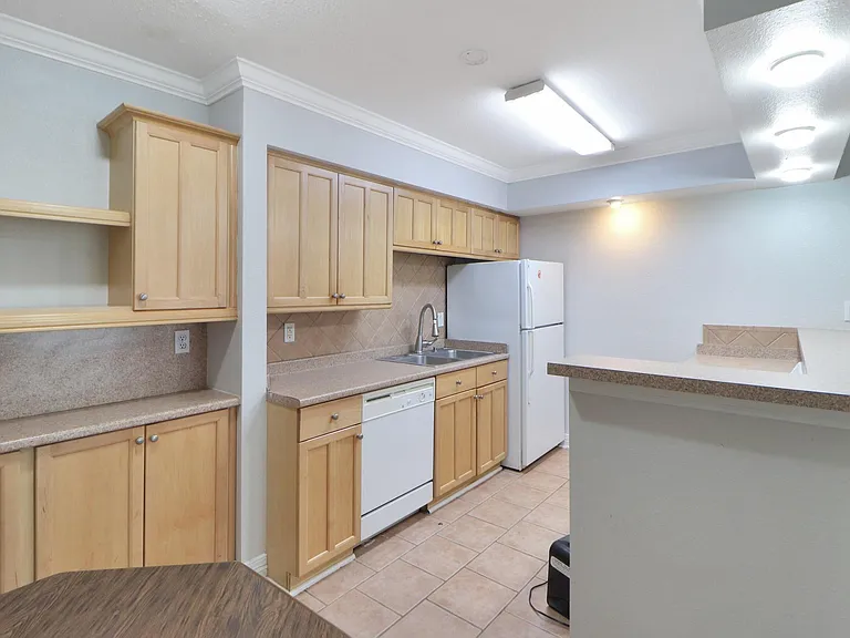 5929 Queensloch Dr #104 — Photo 3