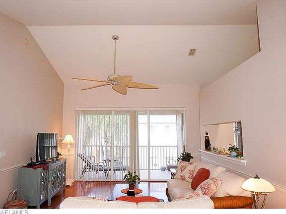 5th image of 76 4th St APT 5-201