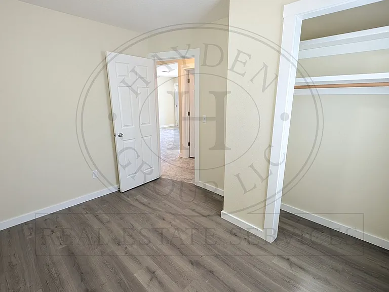 625 SW Dennis Ave — Photo 14