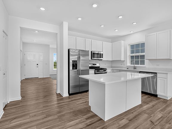 5th image of 1292 Prairie Ridge Trl
