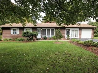 757 Benson Rd, Northbridge, MA 01534