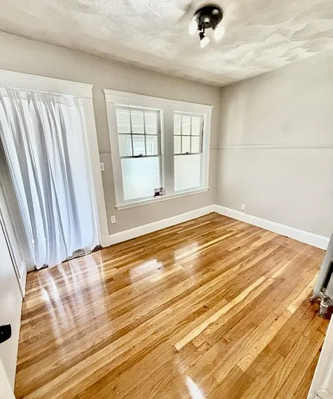 272 Willis Ave #1 — Photo 16