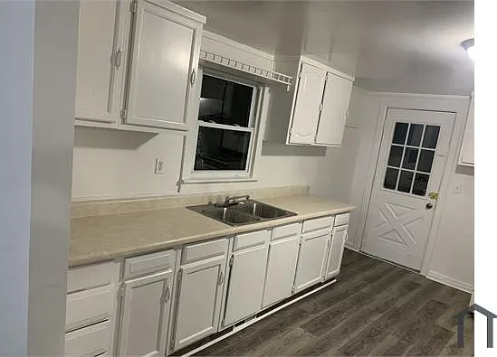 3419 W Hobson Ave — Photo 5