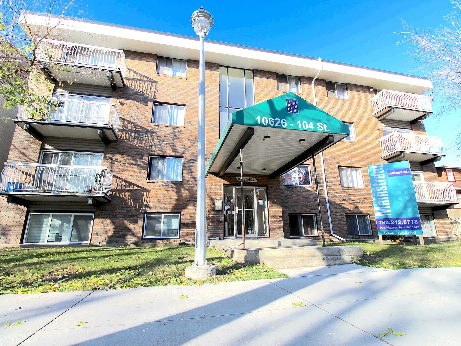 Joy Manor Apartments — Photo 1