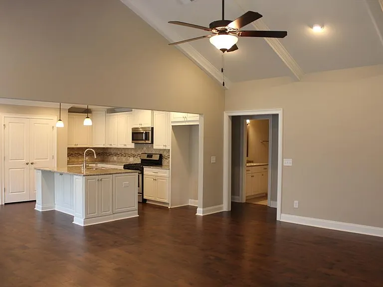 2436 Snowshill Ln — Photo 16
